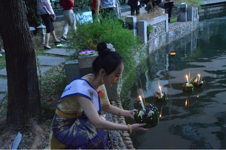说明: https://foalc1.gdufs.edu.cn/__local/3/93/B3/5C242786A691EAD1C8EF8047FF2_0AADBC17_17FC39.png