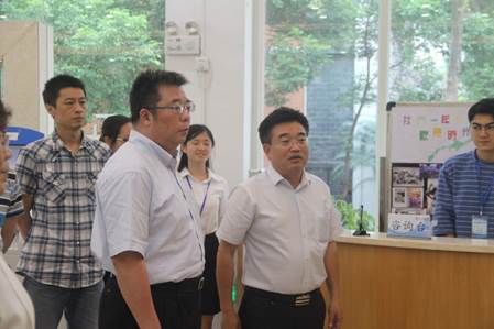 说明:C:\Users\Tao\Desktop\五邑大学参访服务大厅\五邑大学 (1).JPG